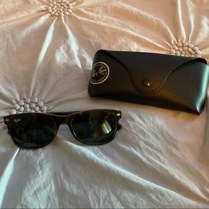Original Wayfarer Classic Ray-Ban Sunglasses